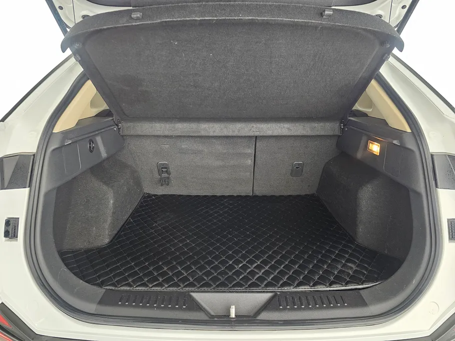 2023 FAW Bestune T77  