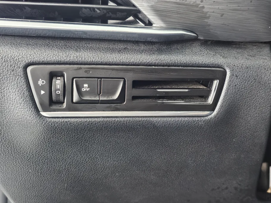 2023 FAW Bestune T77  