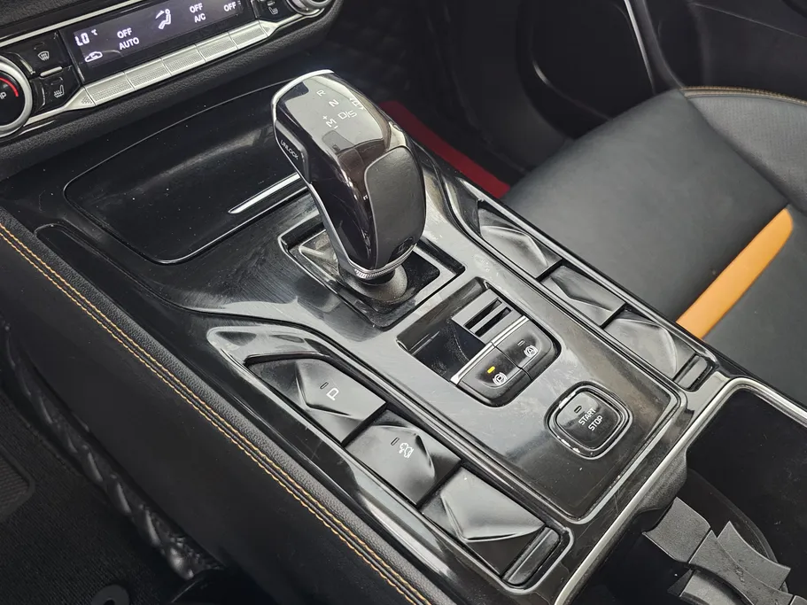 2023 FAW Bestune T77  