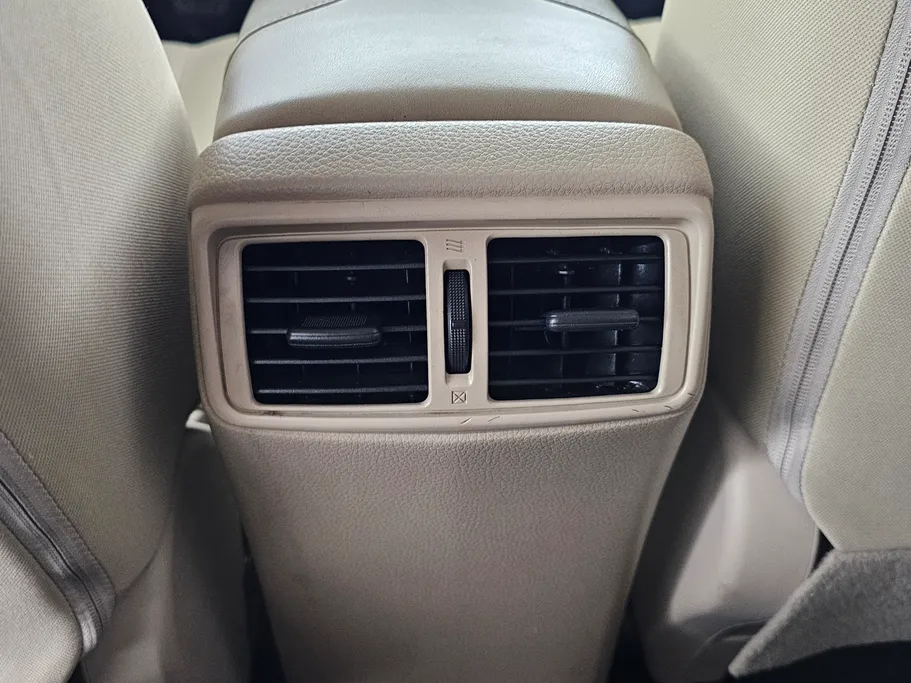 2022 نيسان Xtrail S 5 Seats 