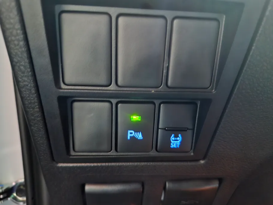 2025 Toyota Fortuner GX2 4x2 