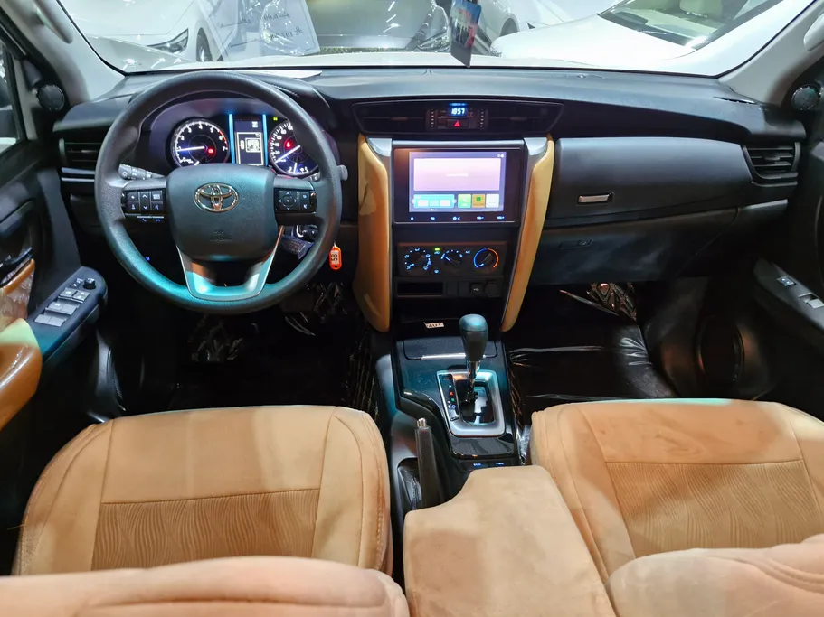 2025 Toyota Fortuner GX2 4x2 