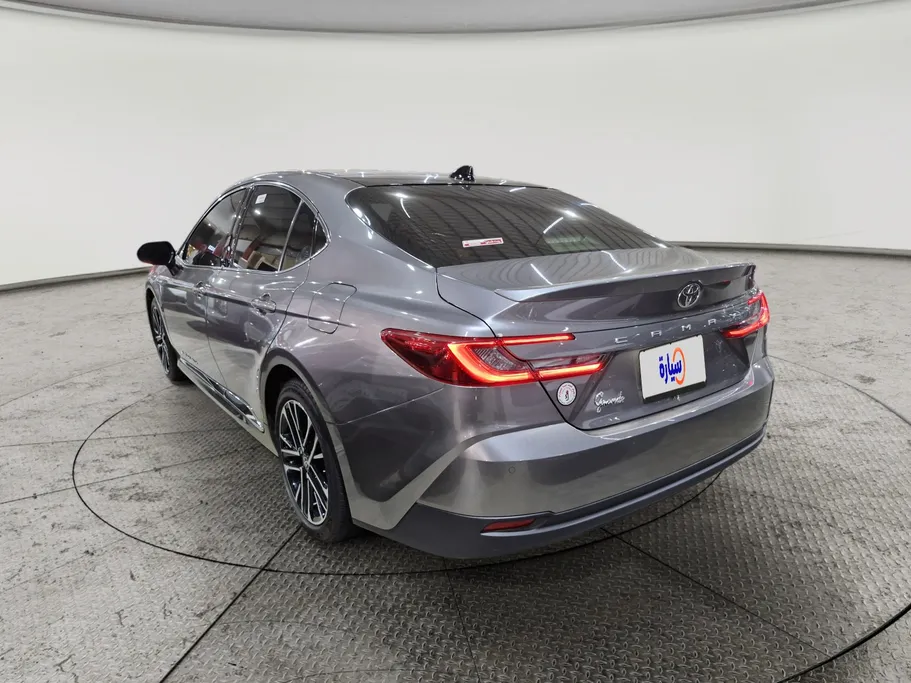 تويوتا كامري جراندي 2025 