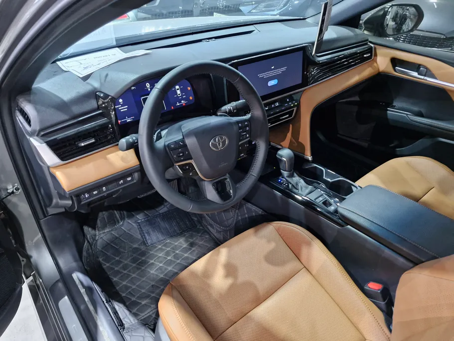 تويوتا كامري جراندي 2025 