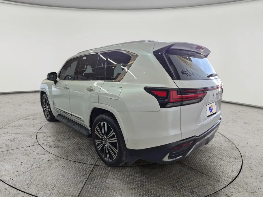 لكزس LX 600 2024 