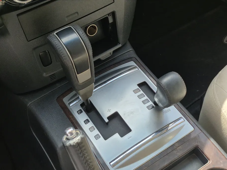 2020 Mitsubishi Pajero GLS 5Doors 