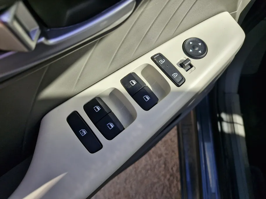 2024 Hyundai Accent Smart 