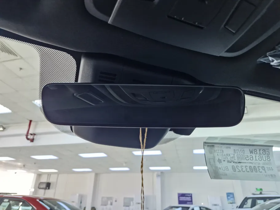 تويوتا كراون Majesta 2023 