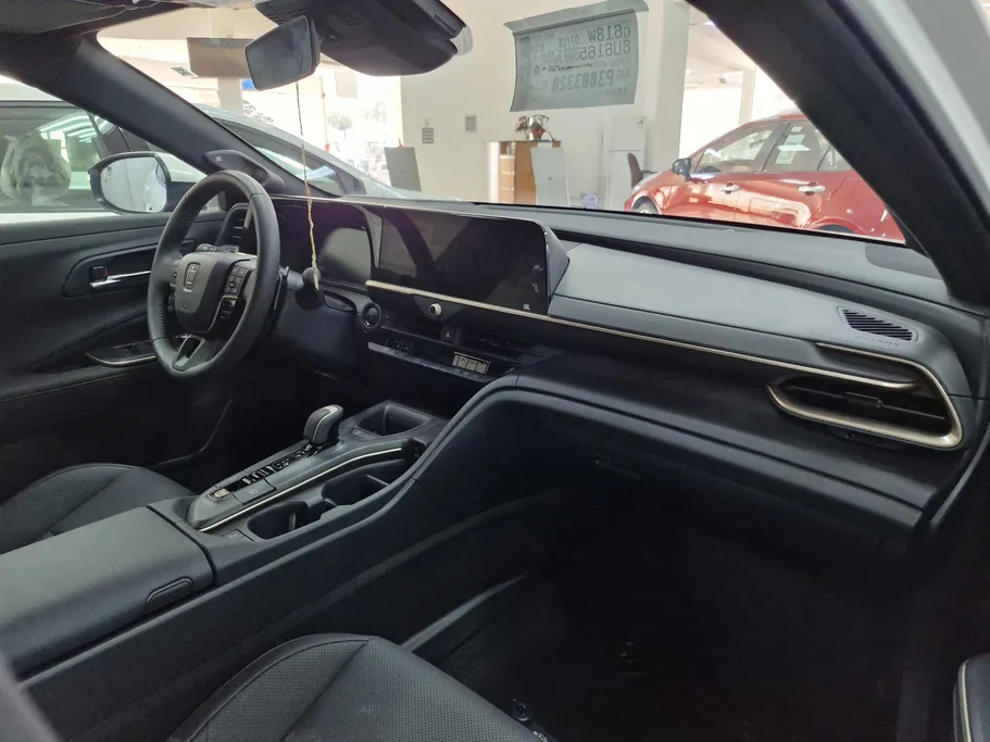 تويوتا كراون Majesta 2023 