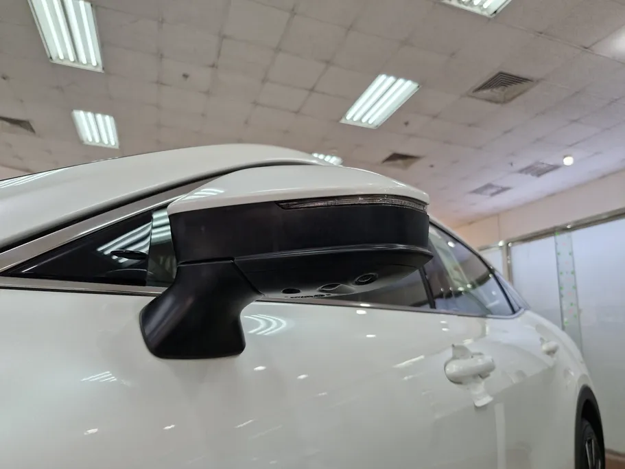 تويوتا كراون Majesta 2023 