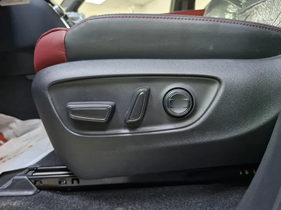 2025 Toyota Land Cruiser GR Sport 