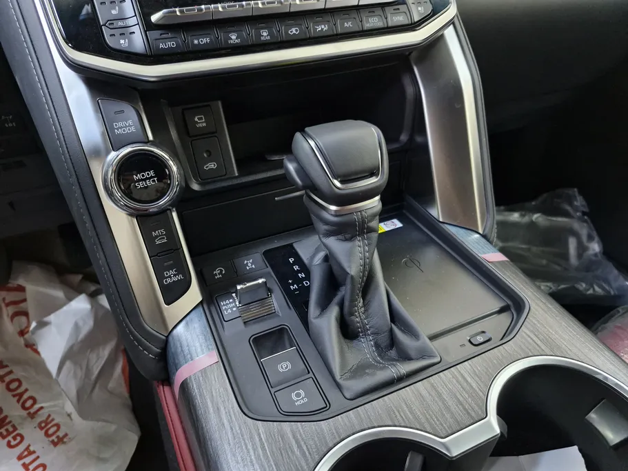 2025 Toyota Land Cruiser GR Sport 