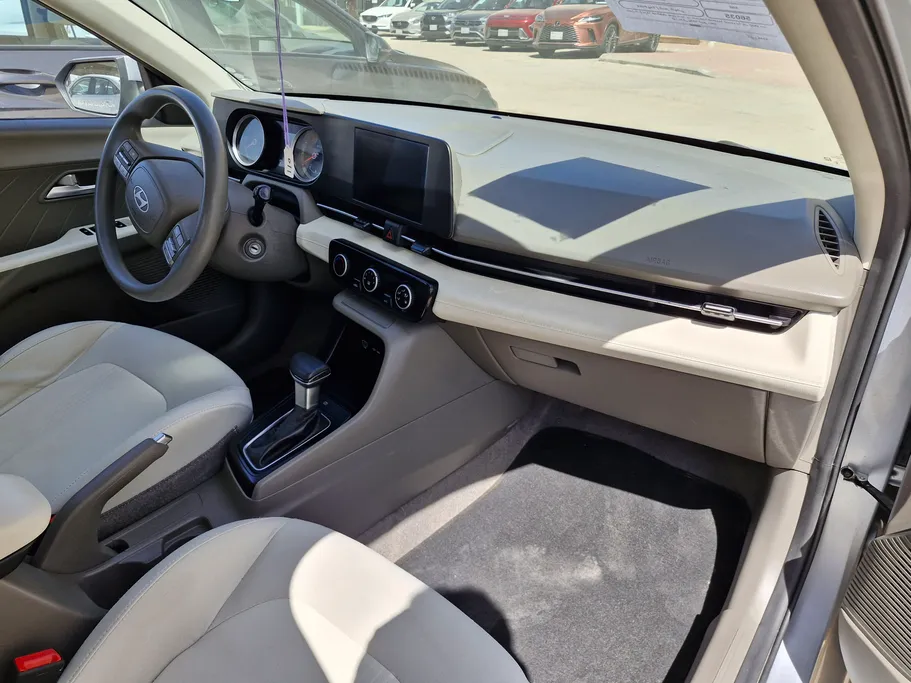 2024 Hyundai Accent Smart 