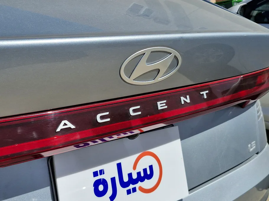 2024 Hyundai Accent Smart 