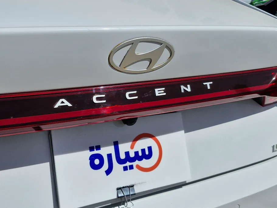 2024 Hyundai Accent Smart 