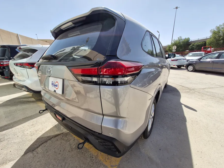 2025 Toyota Innova GL 