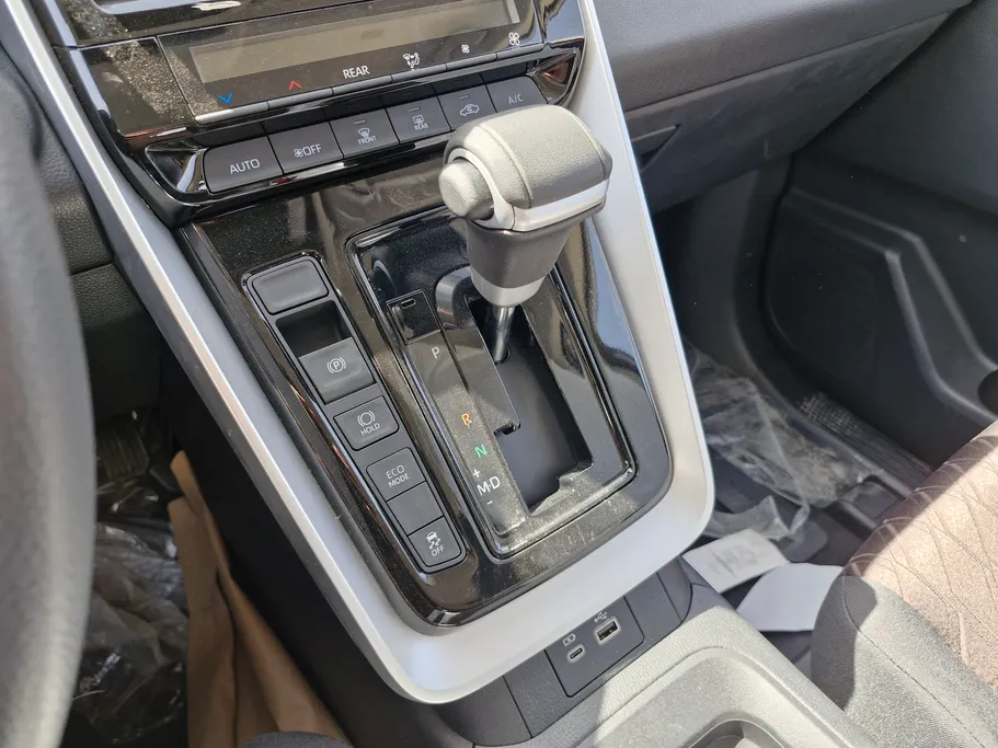 2025 Toyota Innova GL 