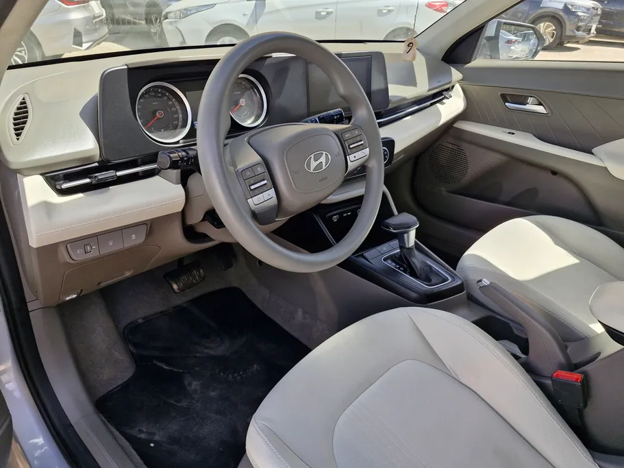 2024 Hyundai Accent Smart 