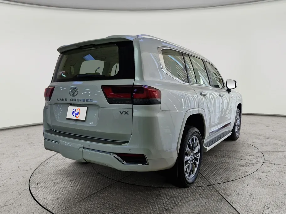 2024 Toyota Land Cruiser VX 