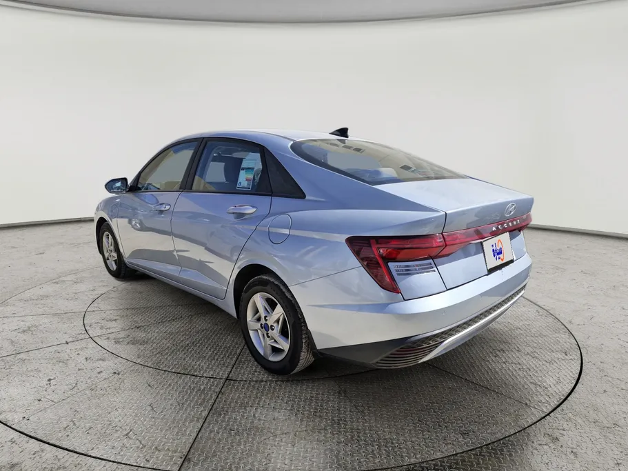 2024 Hyundai Accent Smart 