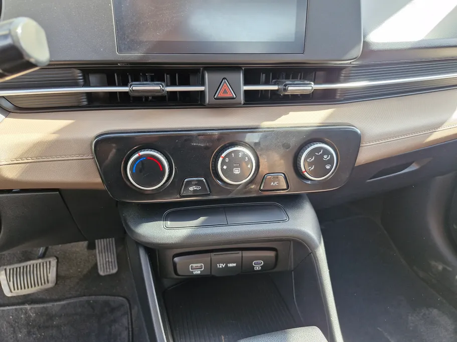 2024 Hyundai Accent Smart 