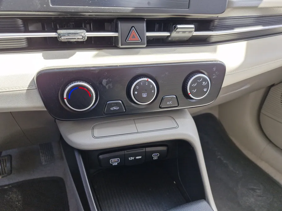 2024 Hyundai Accent Smart 