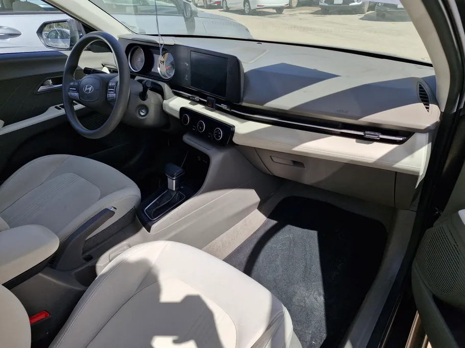 2024 Hyundai Accent Smart 