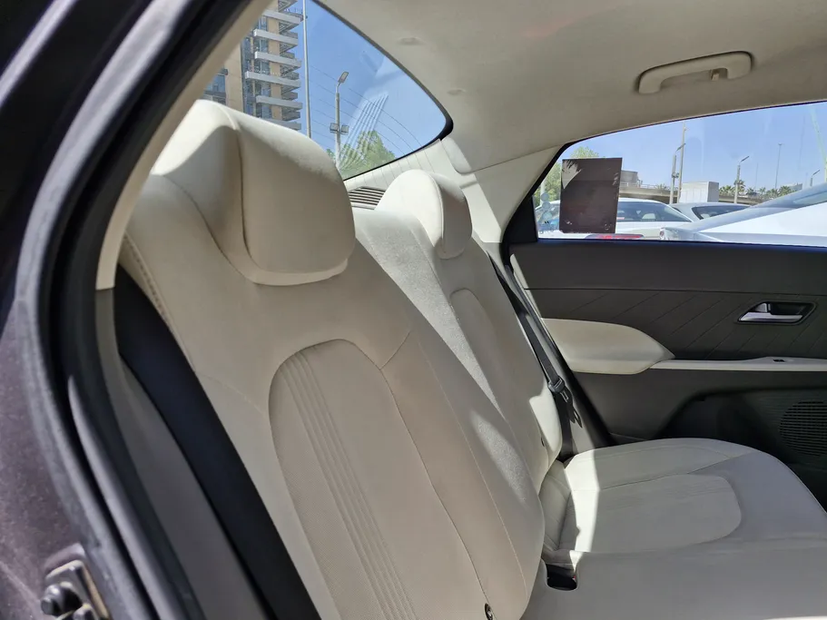 2024 Hyundai Accent Smart 