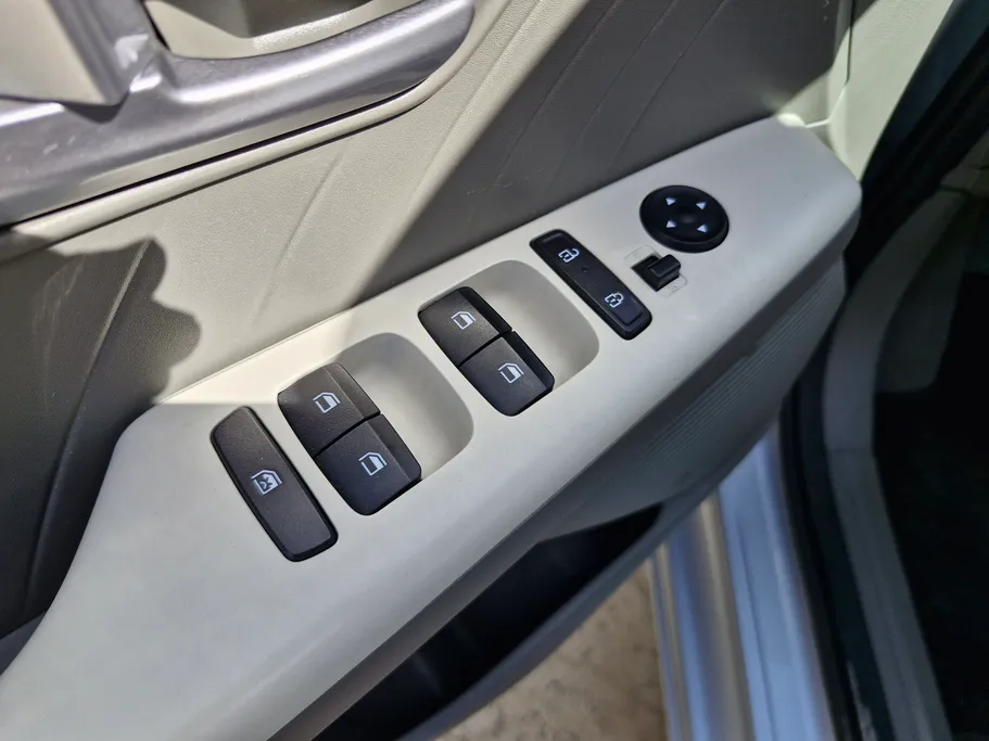 هيونداي اكسنت سمارت 2024 