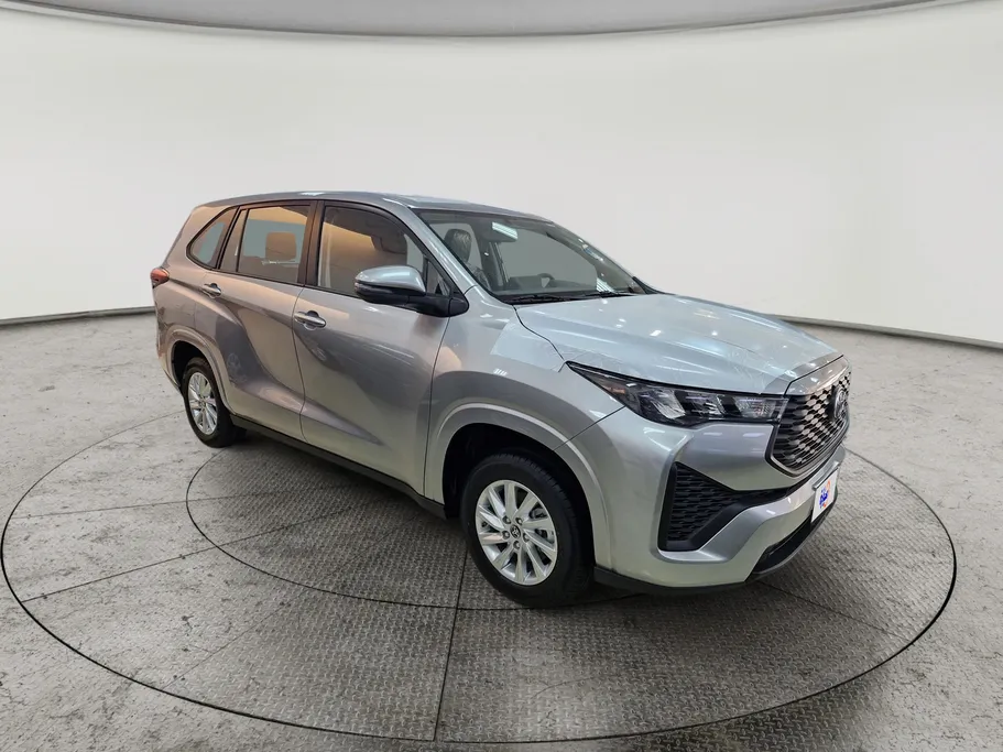 تويوتا اينوفا GL 2025 