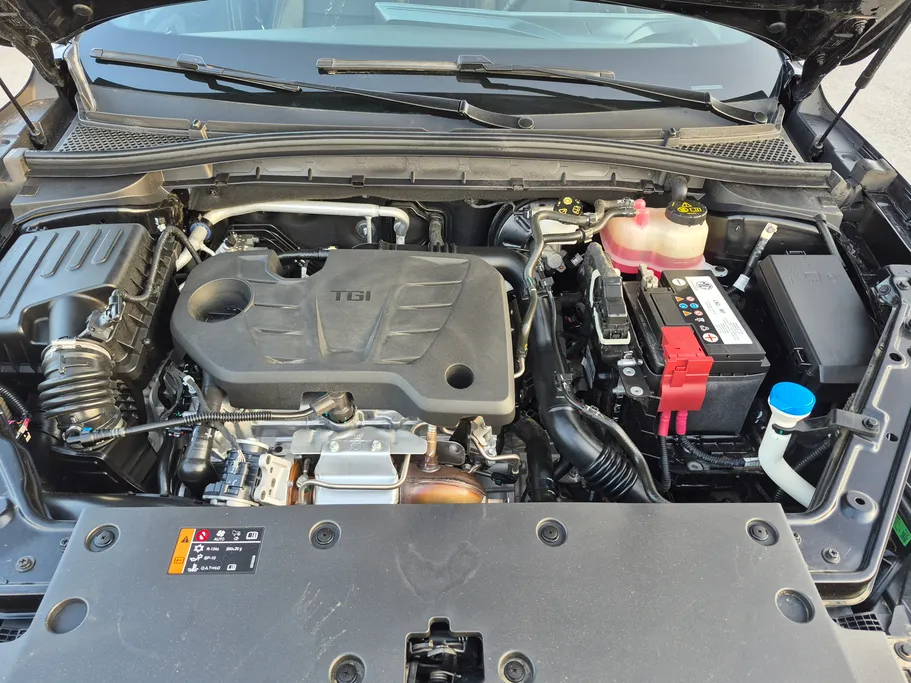 ام جي وان LUX 2024 