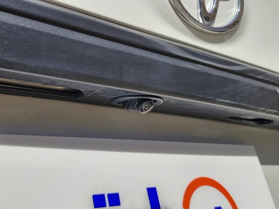 تويوتا يارس Y 2024 