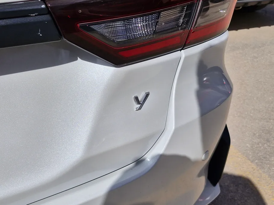 تويوتا يارس Y 2024 