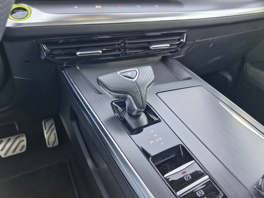 2024 MG Whale Luxury 