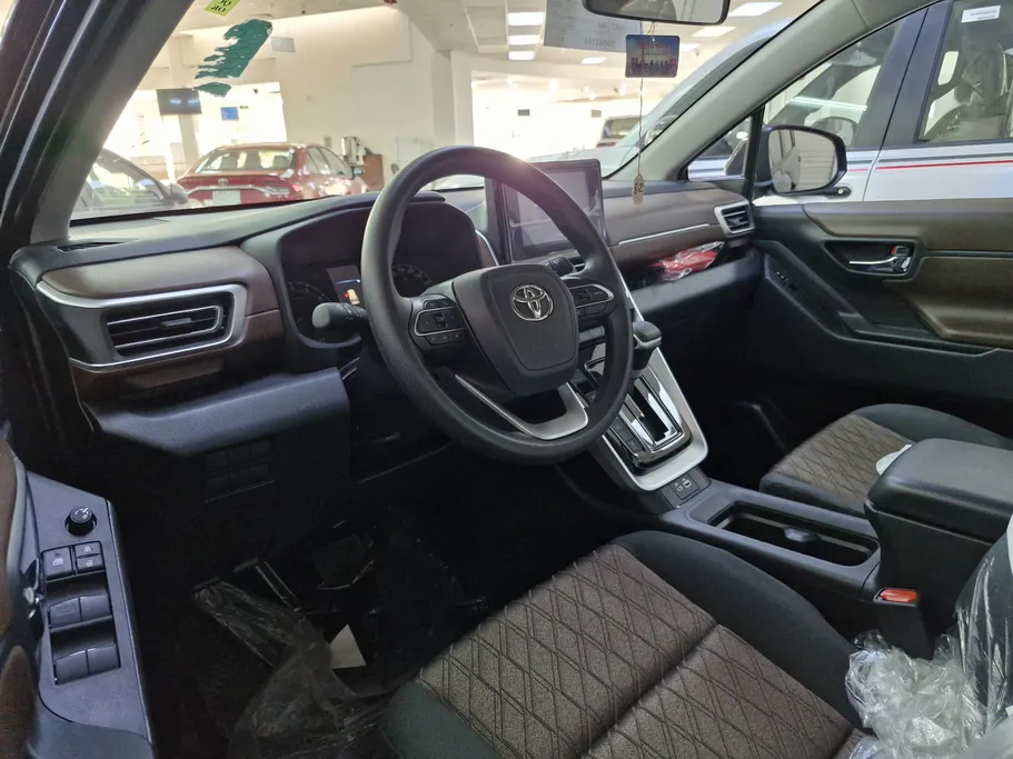 2025 Toyota Innova GL 