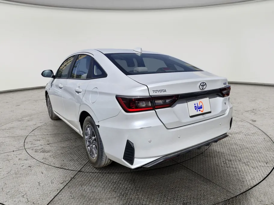 2024 Toyota Yaris  Y 