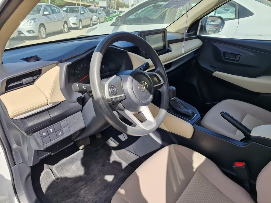 2024 Toyota Yaris  Y 