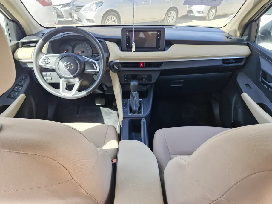 2024 Toyota Yaris  Y 