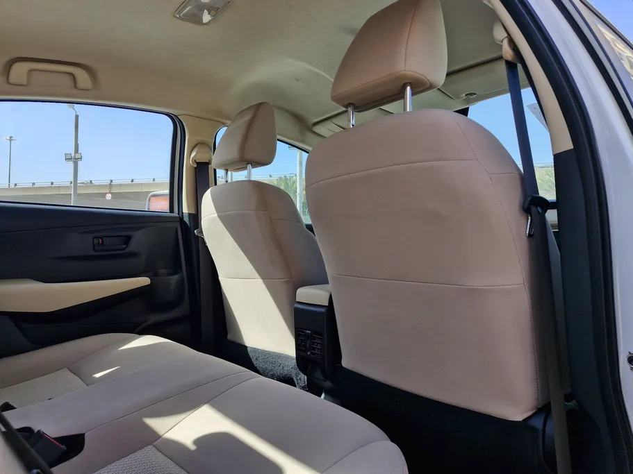 2024 Toyota Yaris  Y 