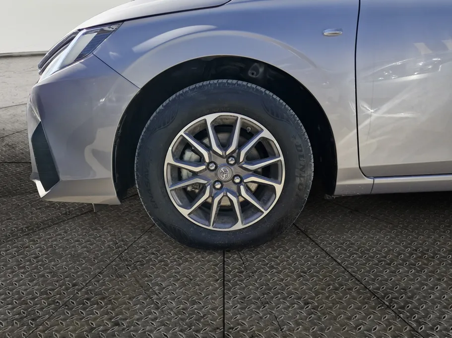 2024 Toyota Yaris  Y 