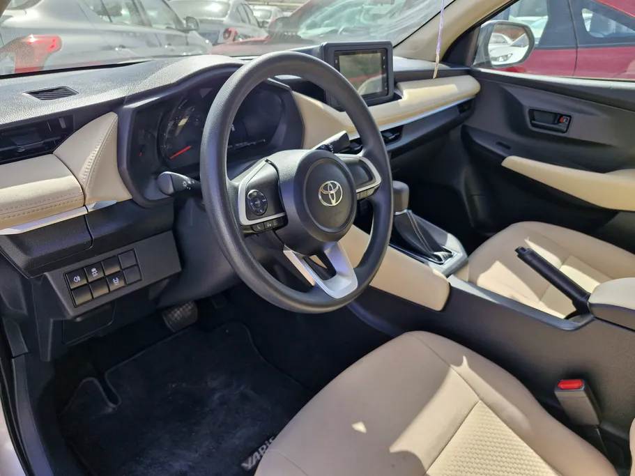 2024 Toyota Yaris  Y 