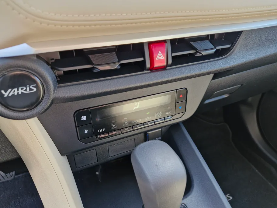 2024 Toyota Yaris  Y 