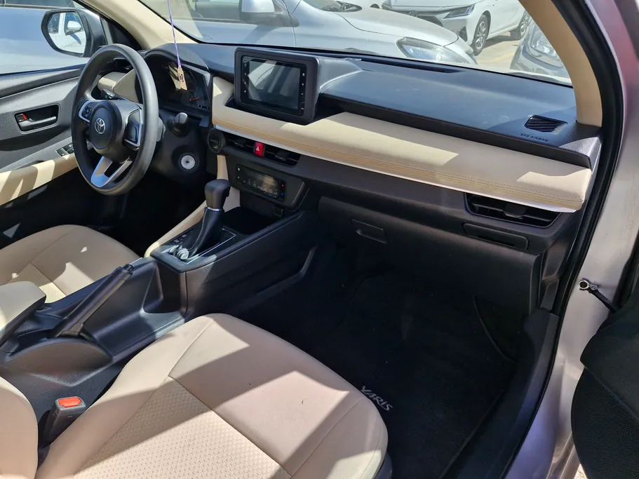 2024 Toyota Yaris  Y 