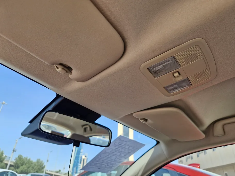 2024 Toyota Yaris  Y Plus 