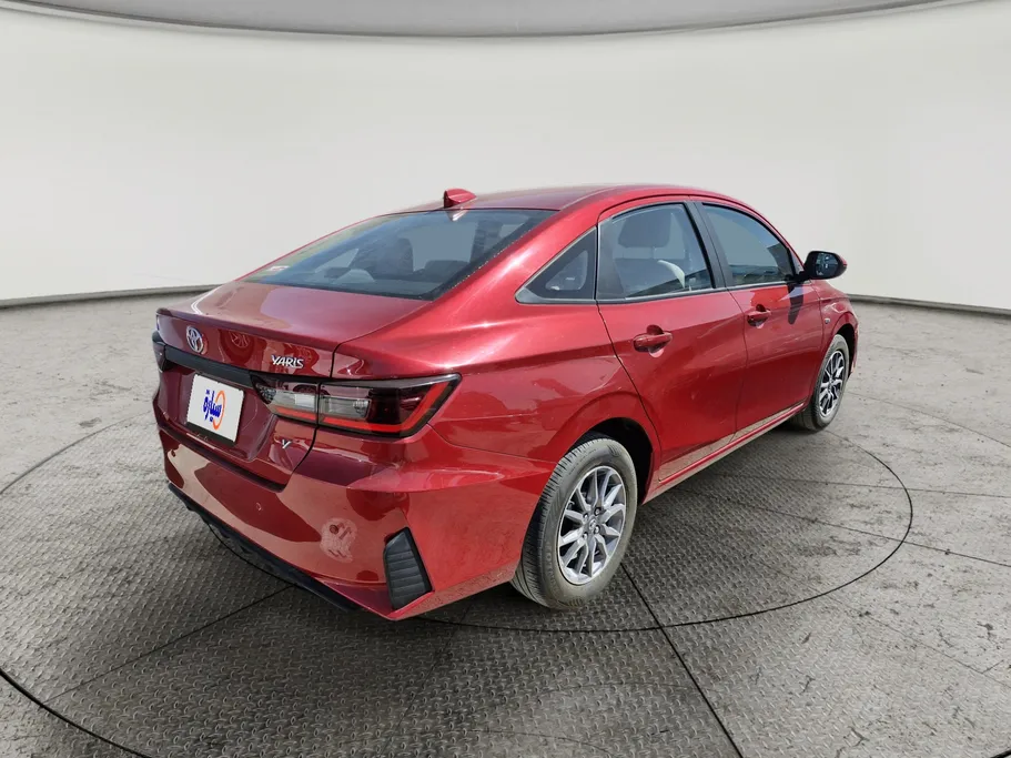 2024 Toyota Yaris  Y 