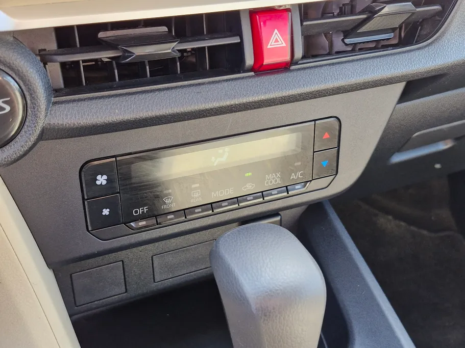 2024 Toyota Yaris  Y 