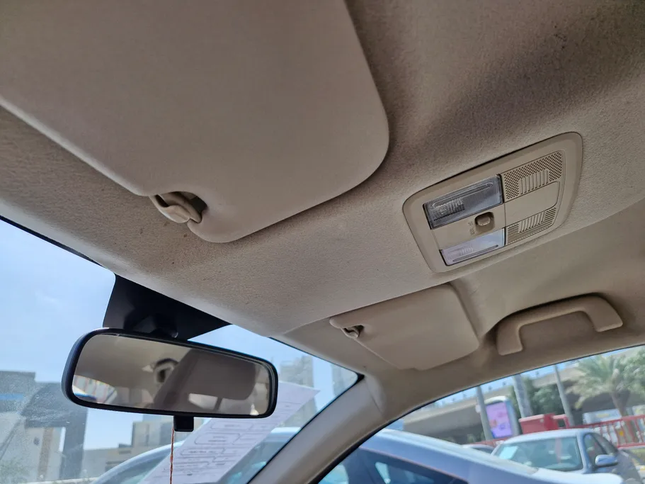 2024 Toyota Yaris  Y 