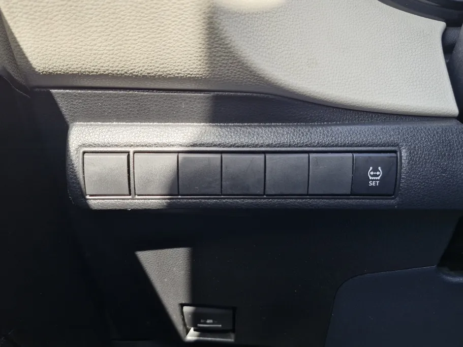 2024 Toyota Corolla XLI 