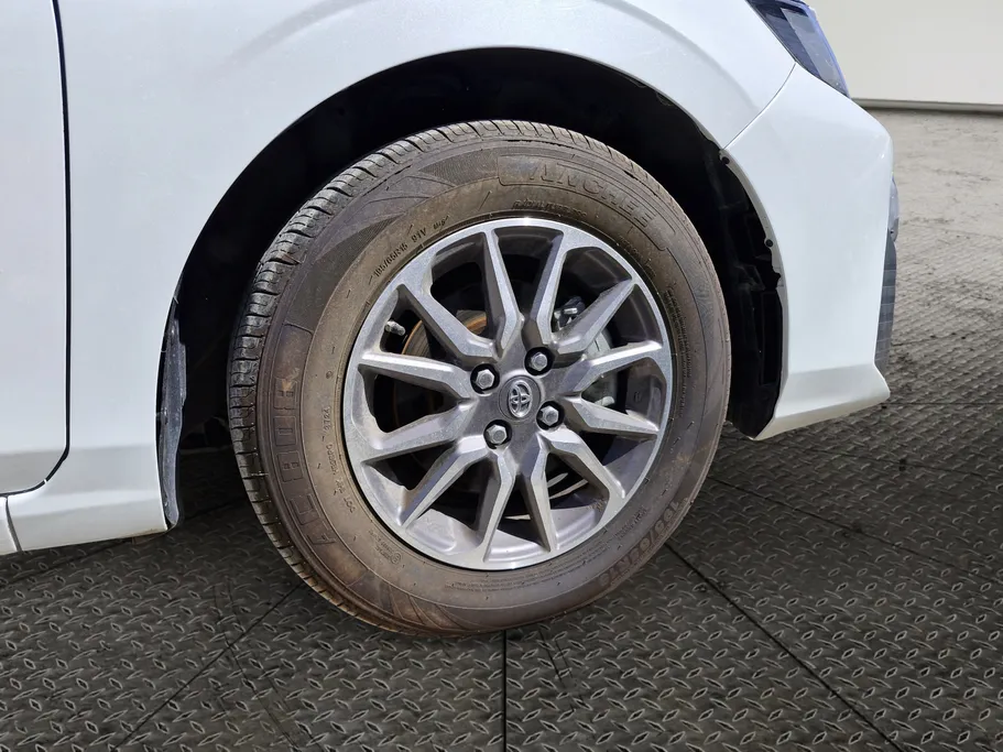 تويوتا يارس Y 2024 