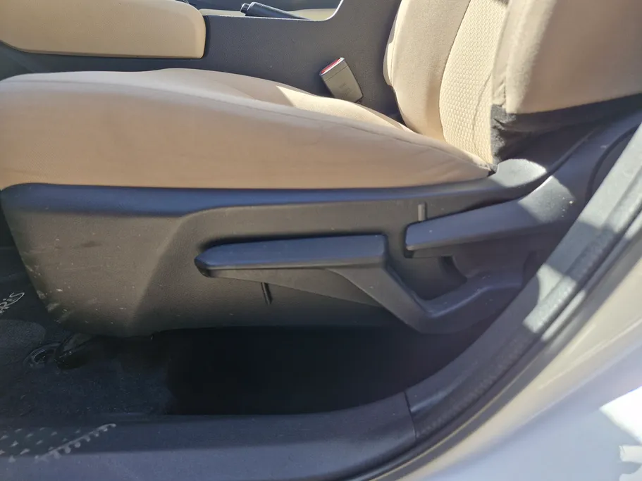 تويوتا يارس Y 2024 